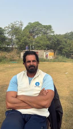 Coach Manish Giri